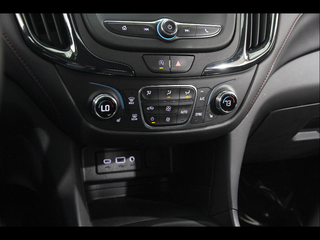 Certified 2024 Chevrolet Equinox RS FWD image 13