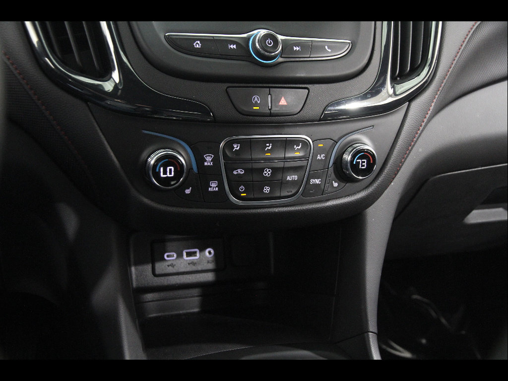 Certified 2024 Chevrolet Equinox RS FWD image 13