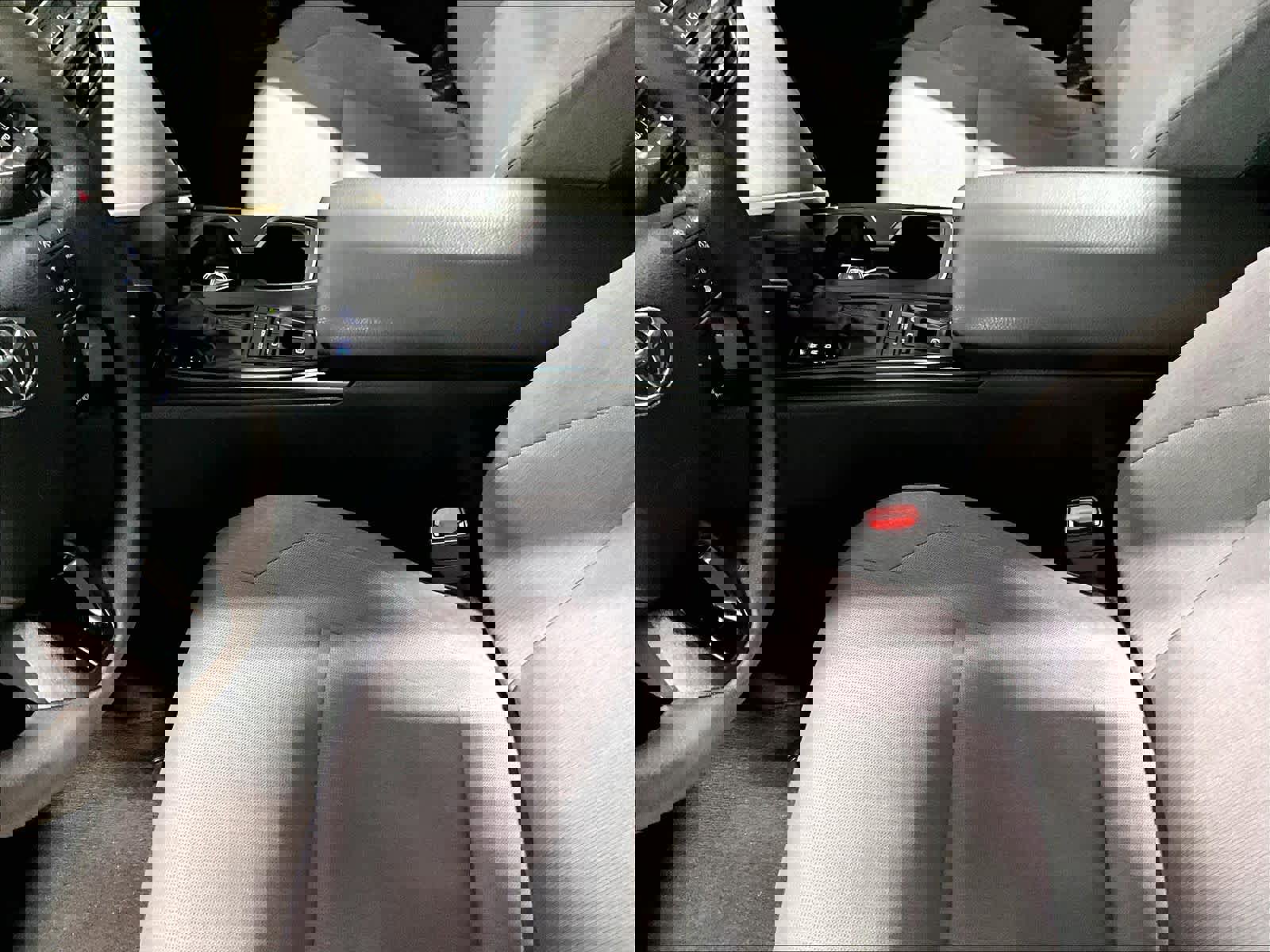 Used 2025 Toyota Camry LE image 20