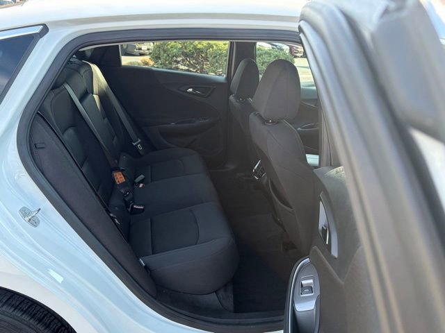 Used 2025 Chevrolet Malibu LT image 27