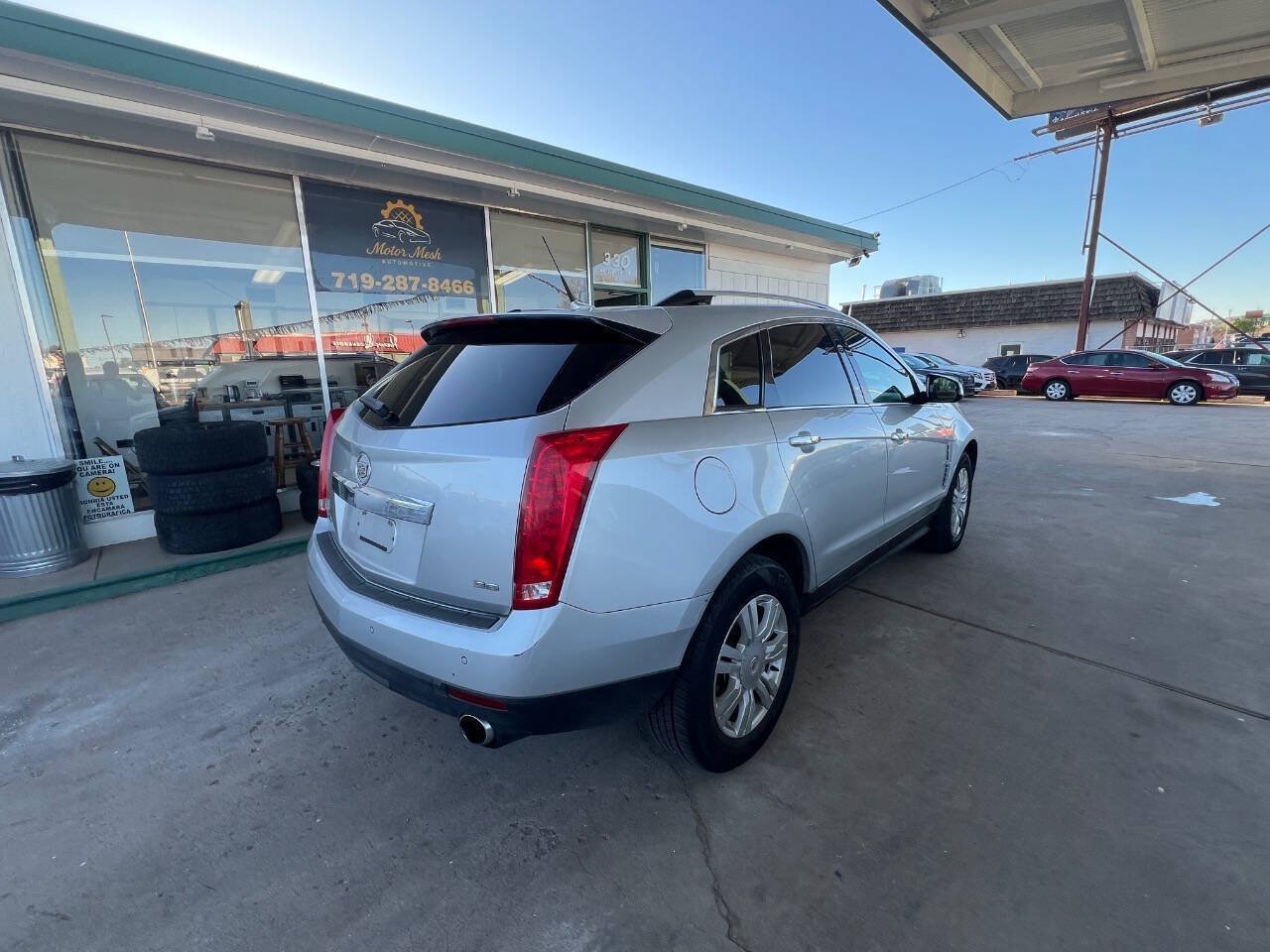 Used 2012 Cadillac SRX Luxury AWD/4WD image 6