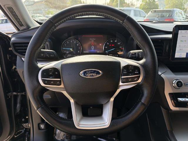 Certified 2023 Ford Explorer XLT image 9