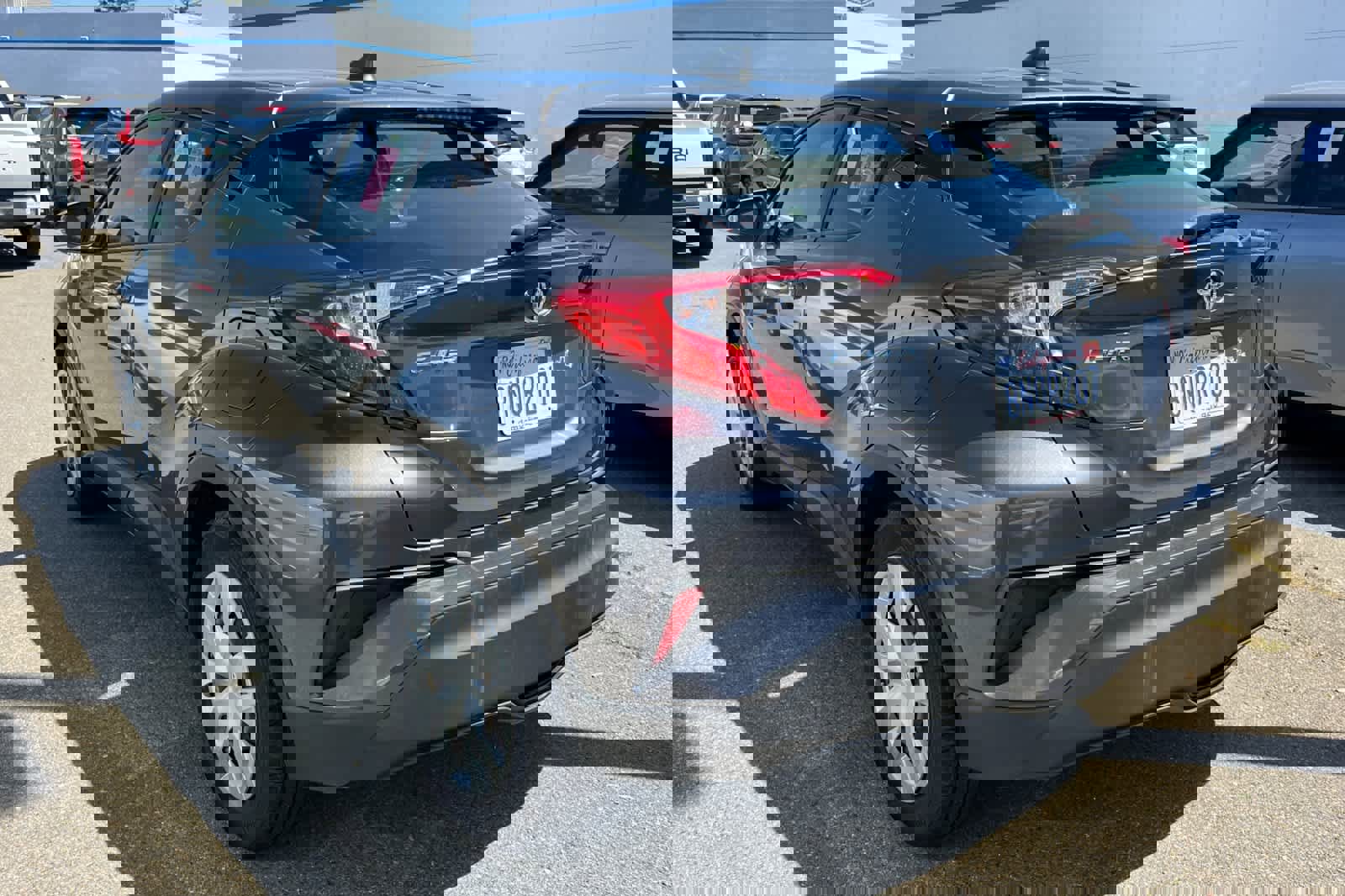 Used 2019 Toyota C-HR LE FWD image 6