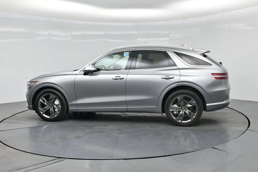Used 2025 Genesis Electrified GV70 w/ Prestige Package AWD/4WD image 34
