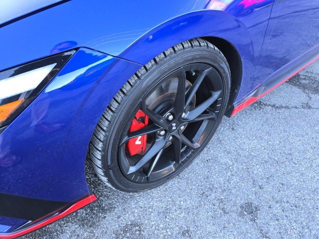 Used 2025 Hyundai Elantra N image 11