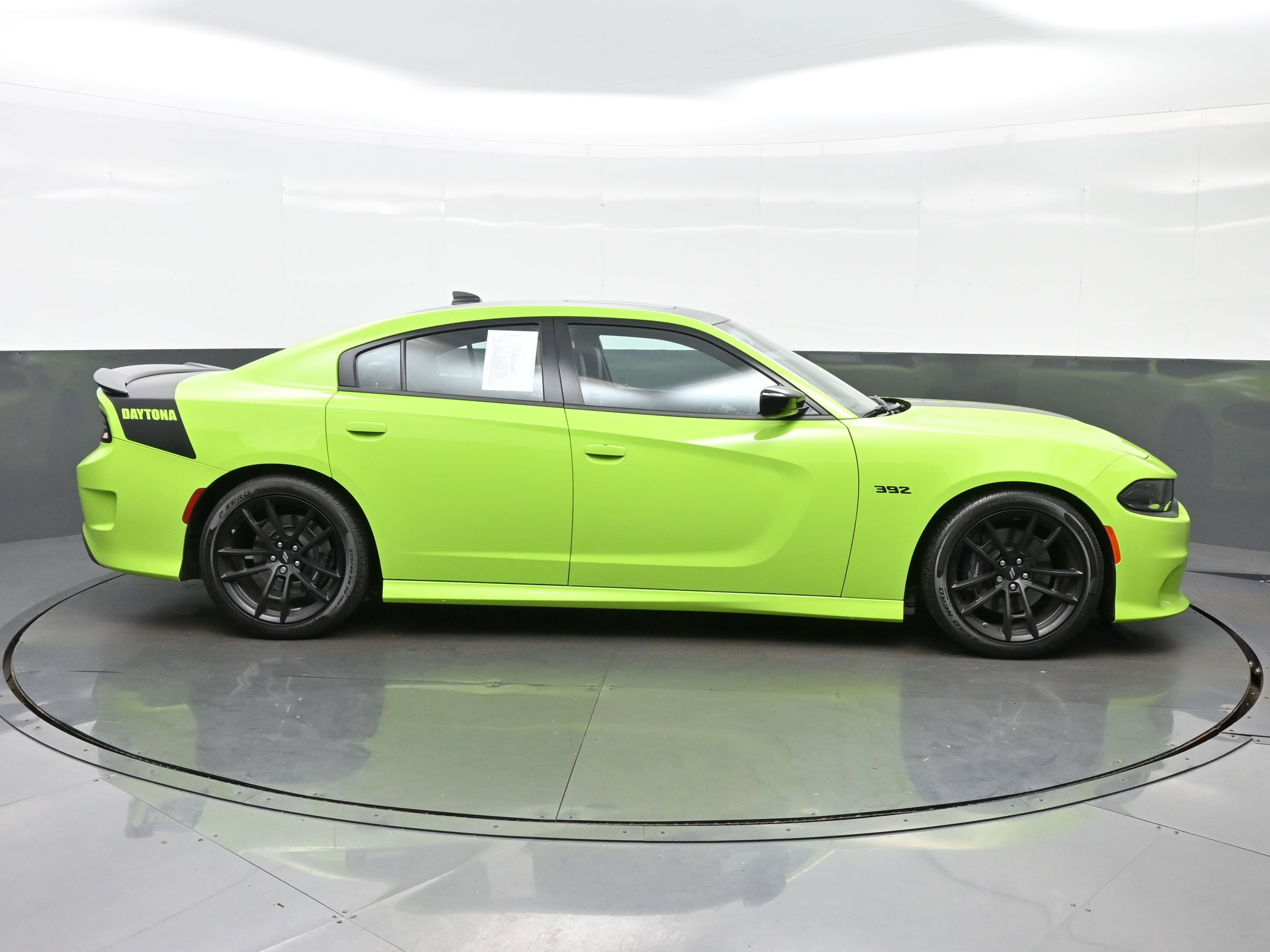 Used 2023 Dodge Charger Scat Pack w/ Daytona Edition Group image 7