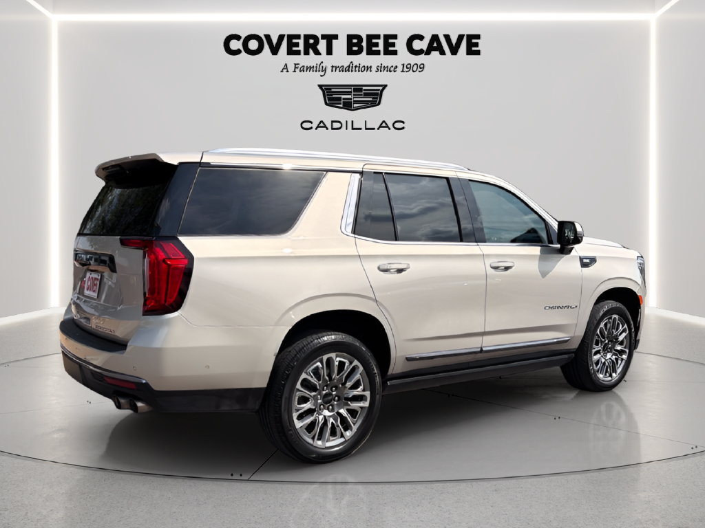Used 2023 GMC Yukon Denali Ultimate AWD/4WD image 9