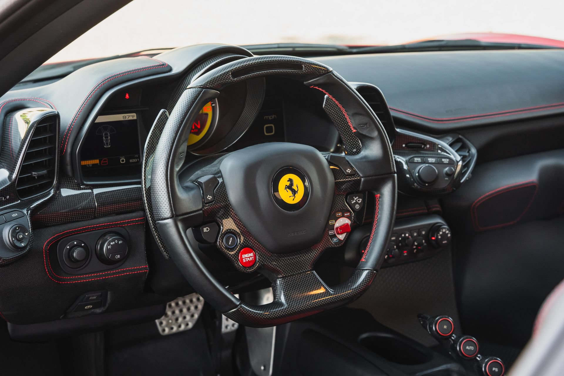 Used 2015 Ferrari 458 Speciale Coupe RWD image 43