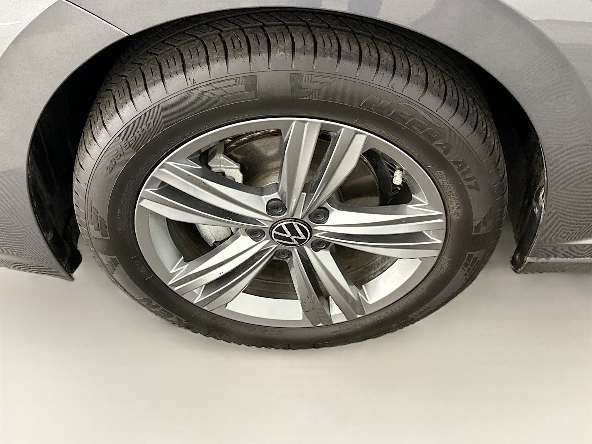 Used 2024 Volkswagen Jetta SE image 11