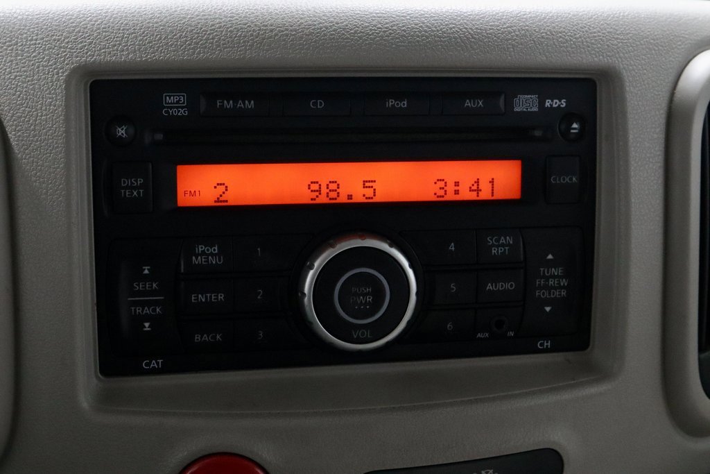 Used 2010 Nissan Cube 1.8 S w/ Interior Designer Pkg image 2