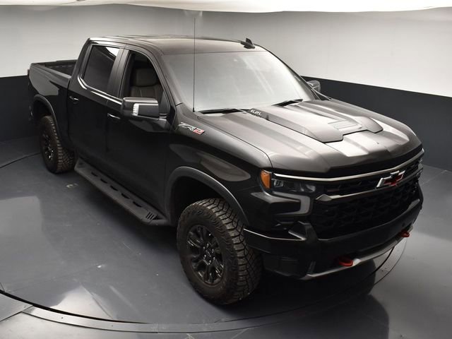 Used 2025 Chevrolet Silverado 1500 ZR2 w/ Technology Package image 45