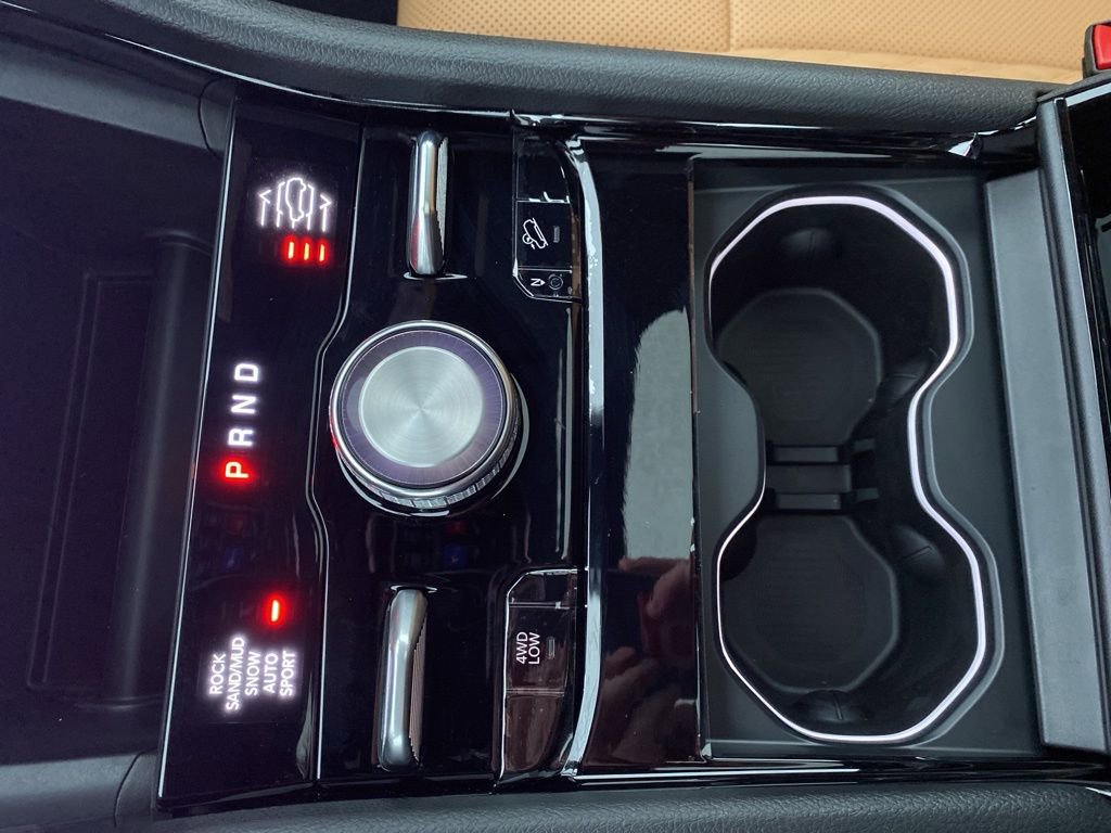 New 2025 Jeep Grand Cherokee L Summit w/ Obsidian Package image 32