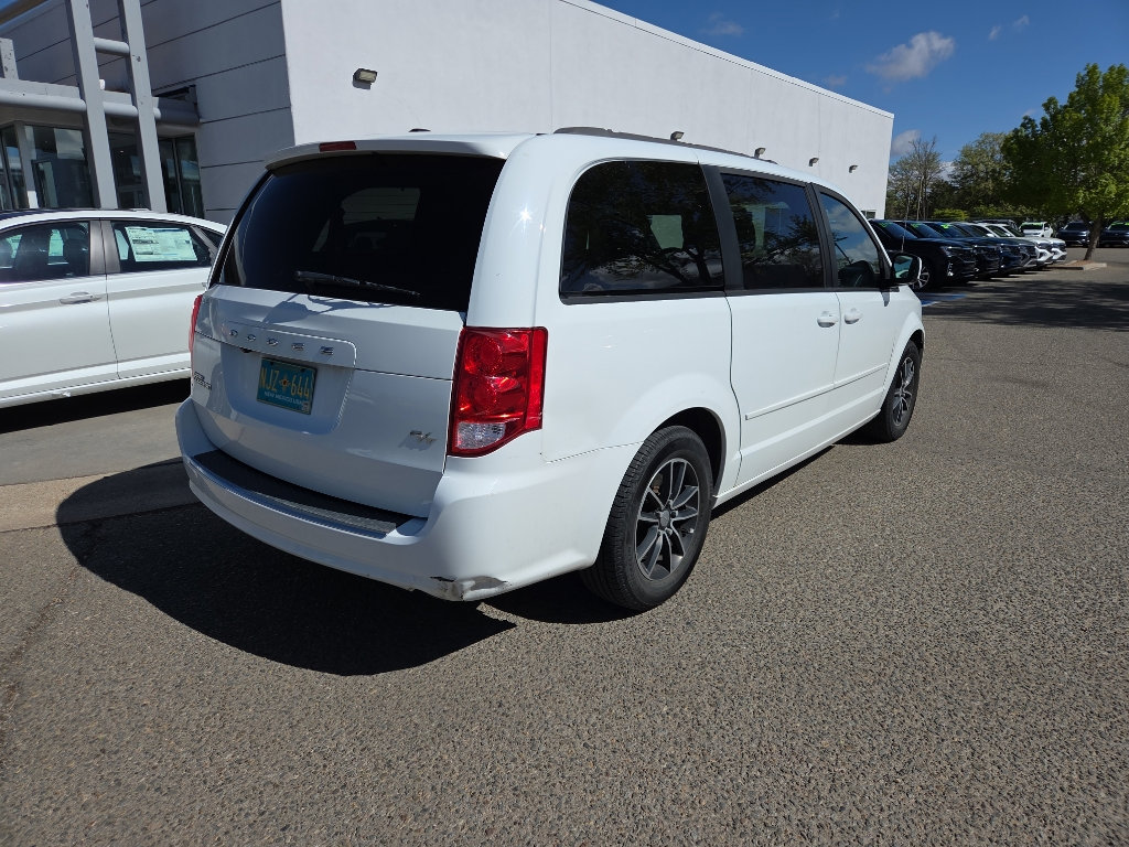 Used 2015 Dodge Grand Caravan R/T w/ Driver Convenience Group FWD image 14