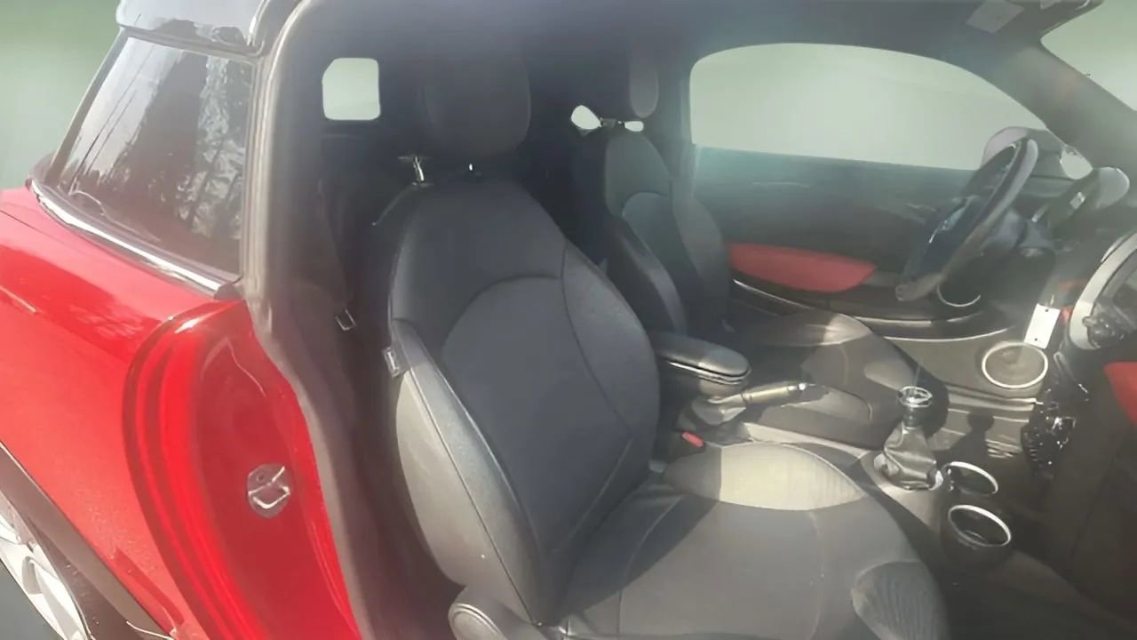 Used 2014 MINI Cooper Coupe S image 32