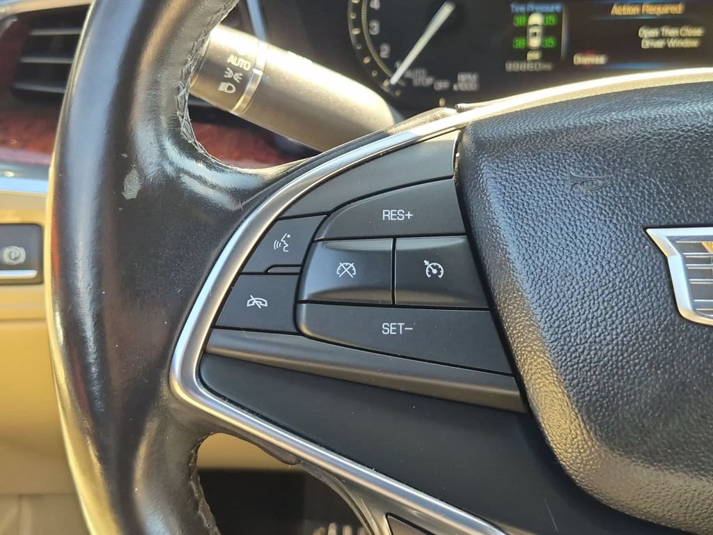 Used 2018 Cadillac XT5 Luxury w/ Driver Awareness Package FWD image 33
