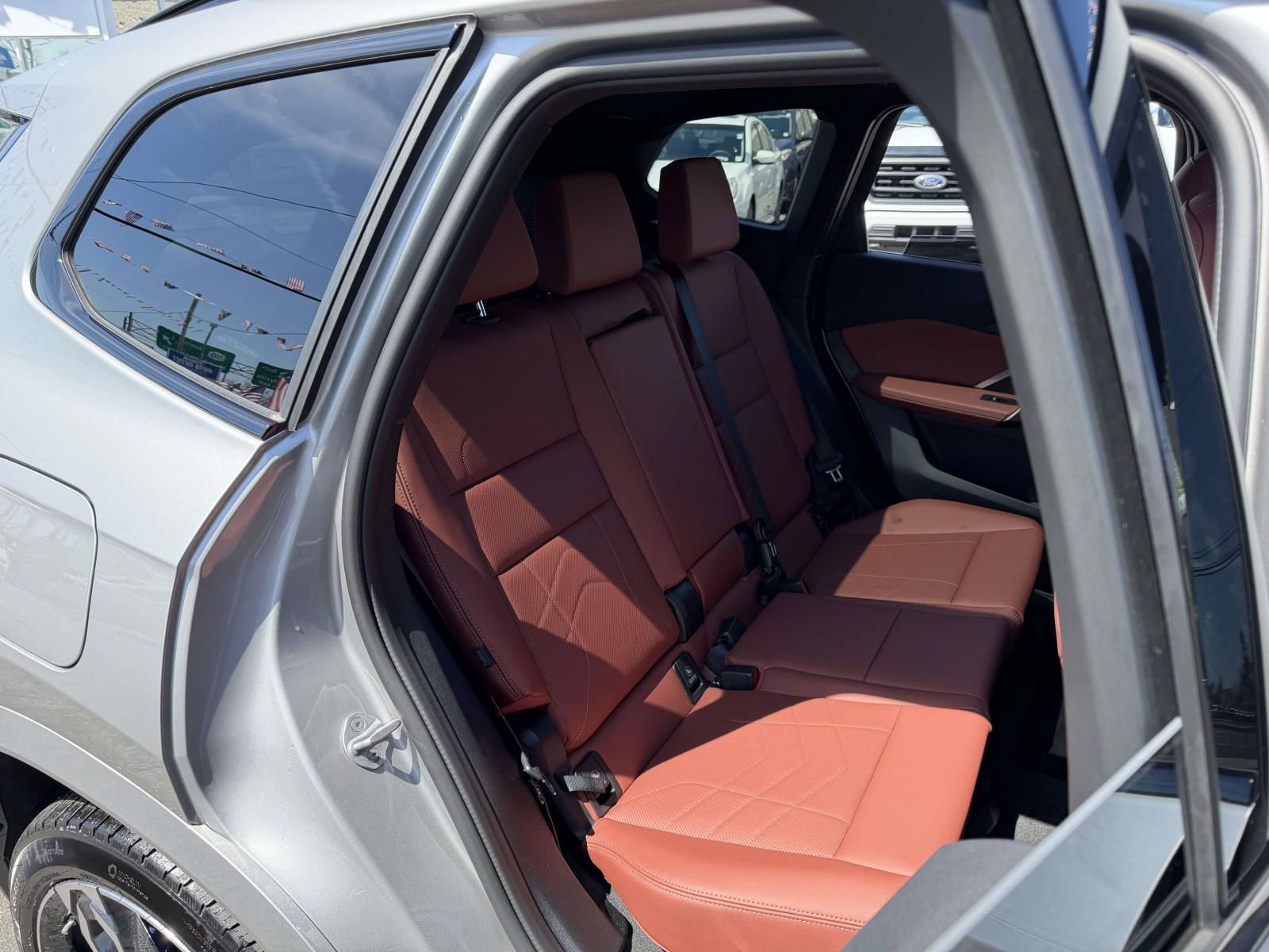 Used 2026 BMW X1 M35i w/ Technology Package AWD/4WD image 15