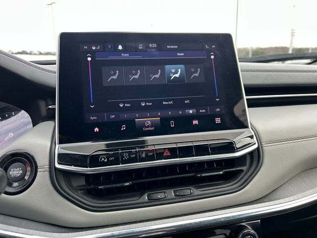 Used 2022 Jeep Compass Limited image 24