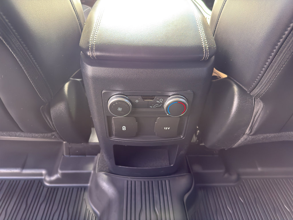 Used 2021 Ford Explorer XLT w/ Equipment Group 202A image 32
