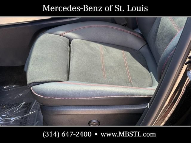 Used 2021 Mercedes-Benz GLB 250 4MATIC image 19