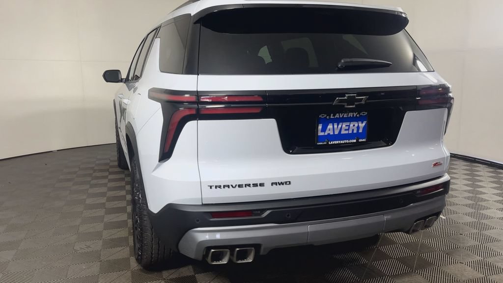 New 2027 Chevrolet Traverse Z71 w/ Enhanced Driving Package AWD/4WD image 8