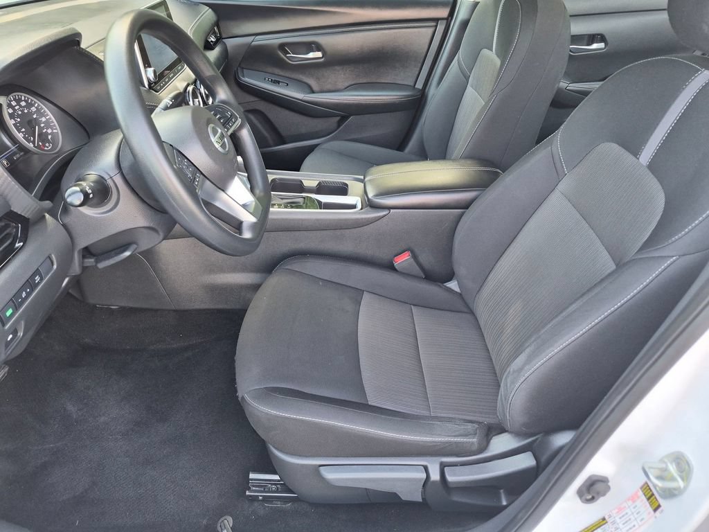 Used 2023 Nissan Sentra SV FWD image 11