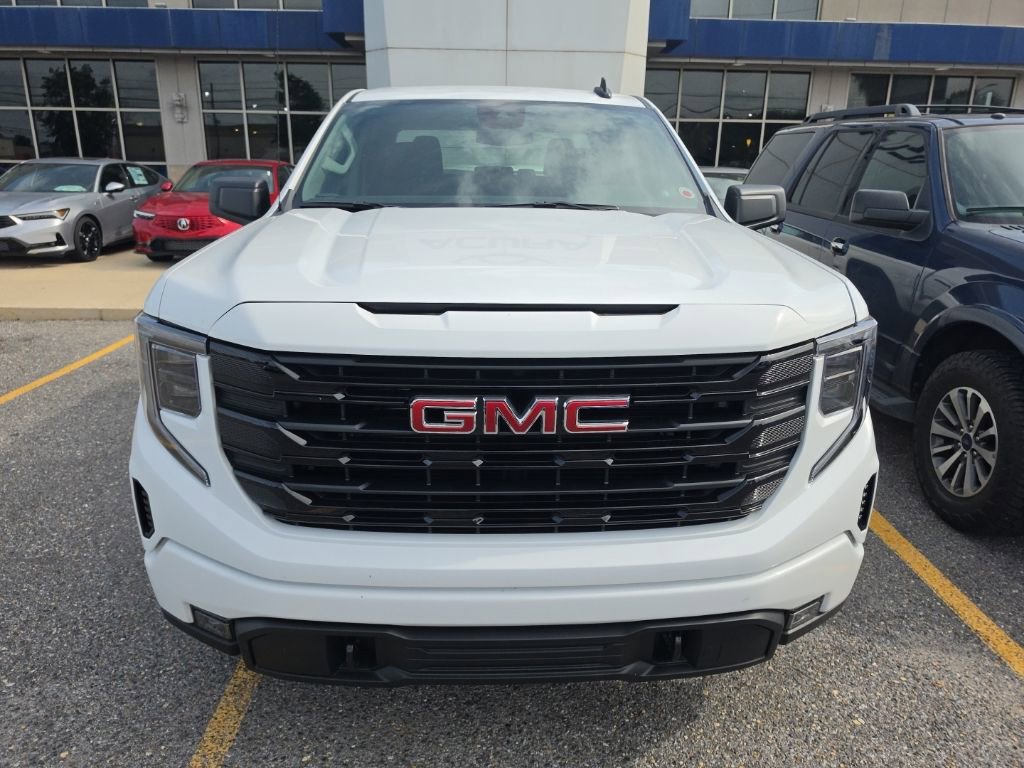 Used 2026 GMC Sierra 1500 Elevation RWD image 2