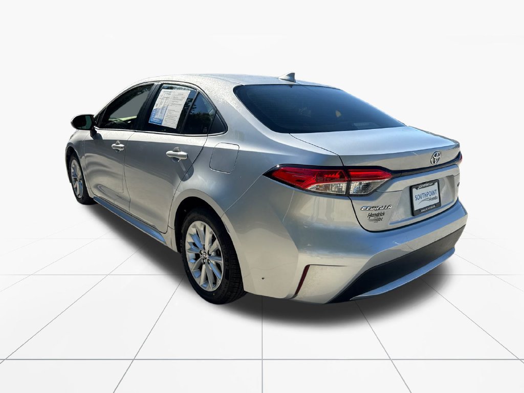 Used 2022 Toyota Corolla LE w/ LE Convenience Package FWD image 6
