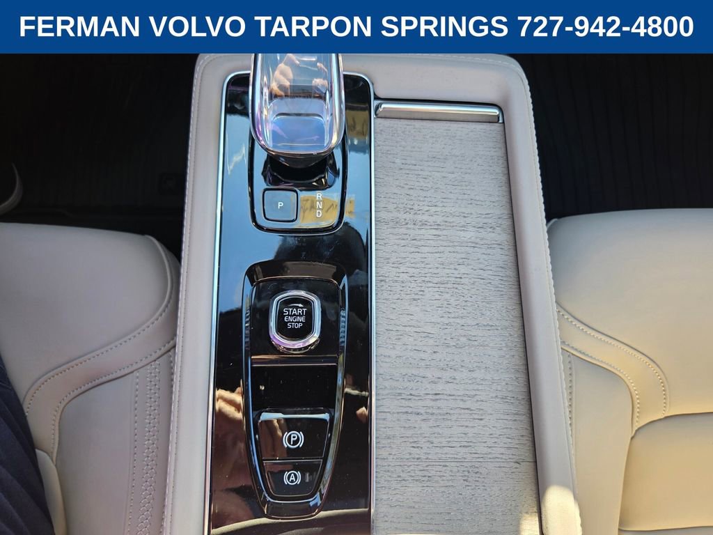 New 2026 Volvo XC90 B6 Plus w/ Protection Package Premier image 28