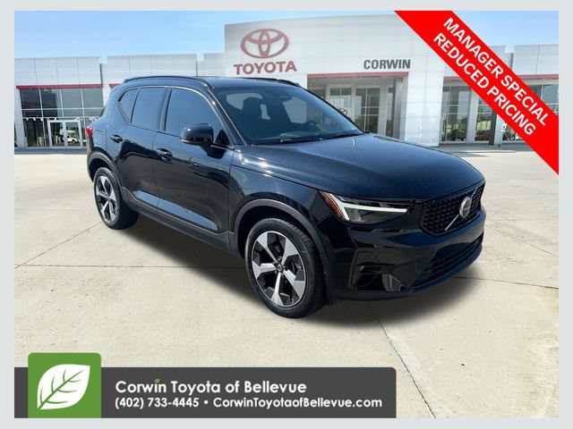 Used 2023 Volvo XC40 B5 Plus w/ Protection Package Premier