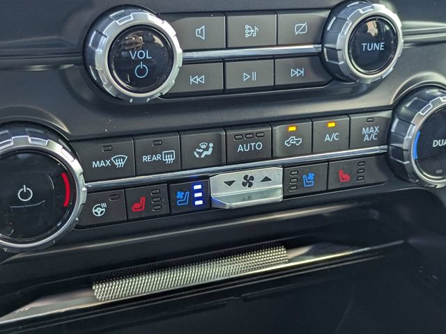 Used 2024 Ford F150 Lariat w/ FX4 Off-Road Package AWD/4WD image 35
