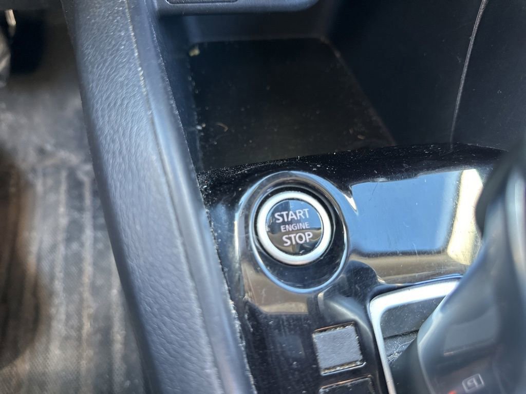 Used 2021 Nissan Versa SV image 22