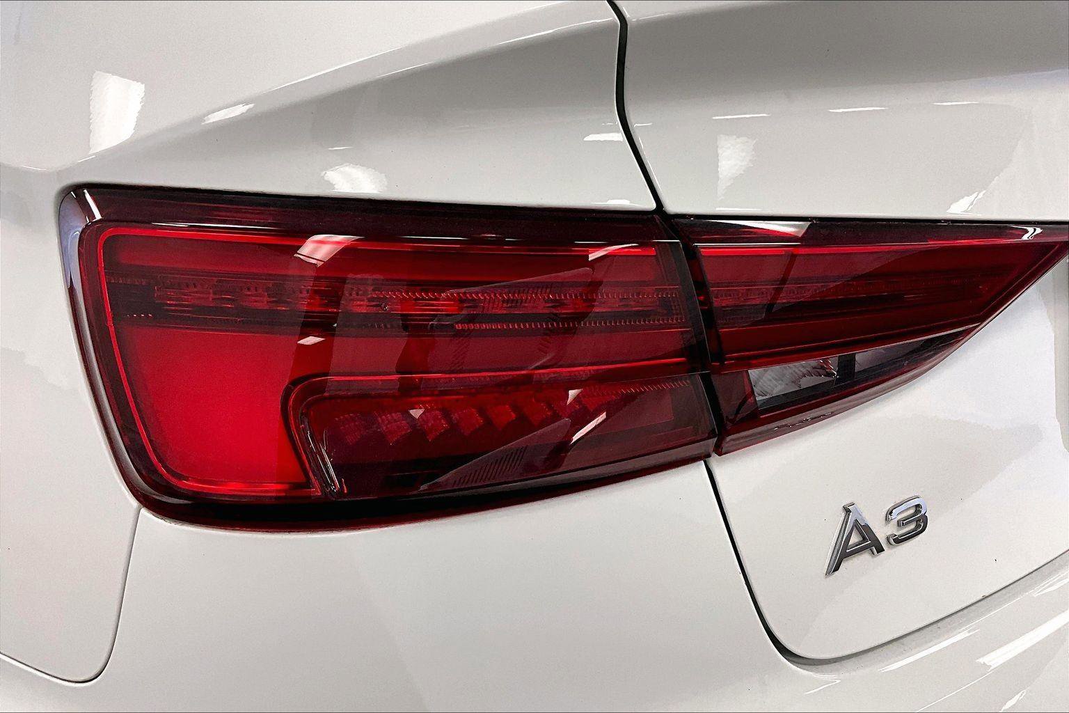 Used 2020 Audi A3 2.0T Premium image 28