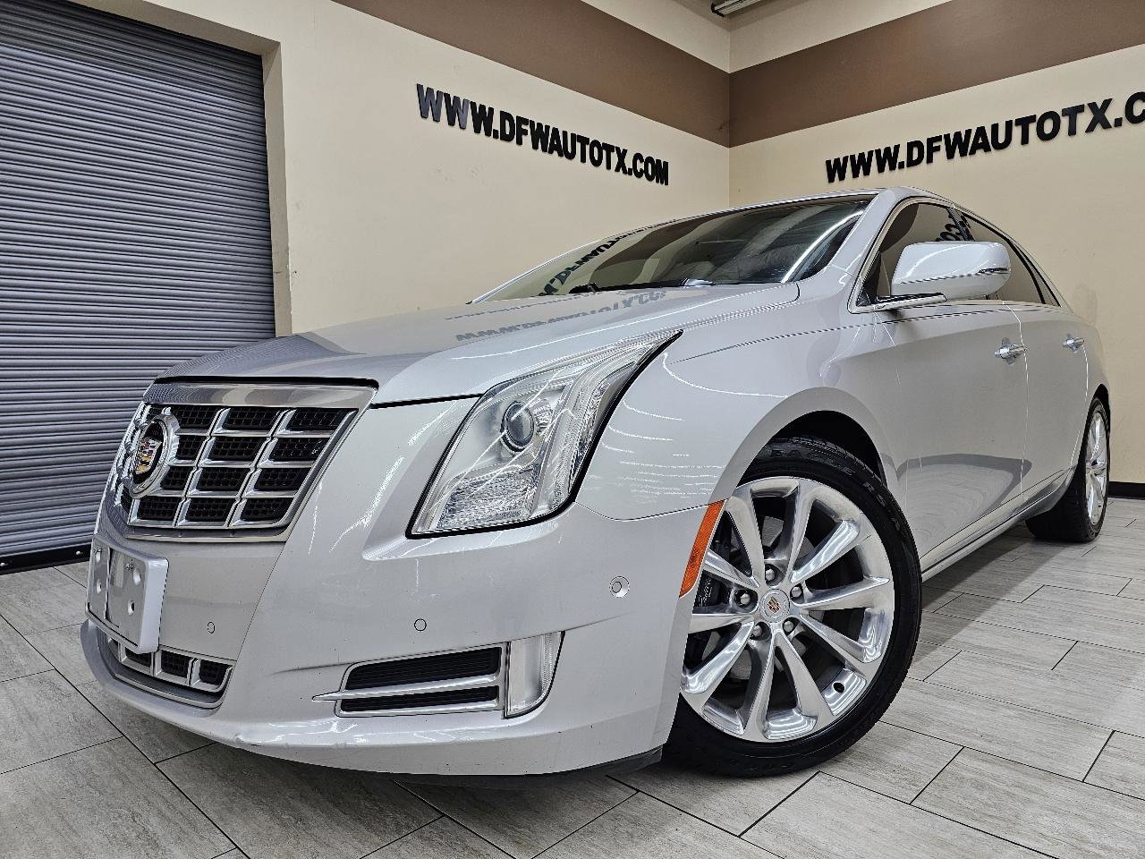 Used 2014 Cadillac XTS Luxury image 1