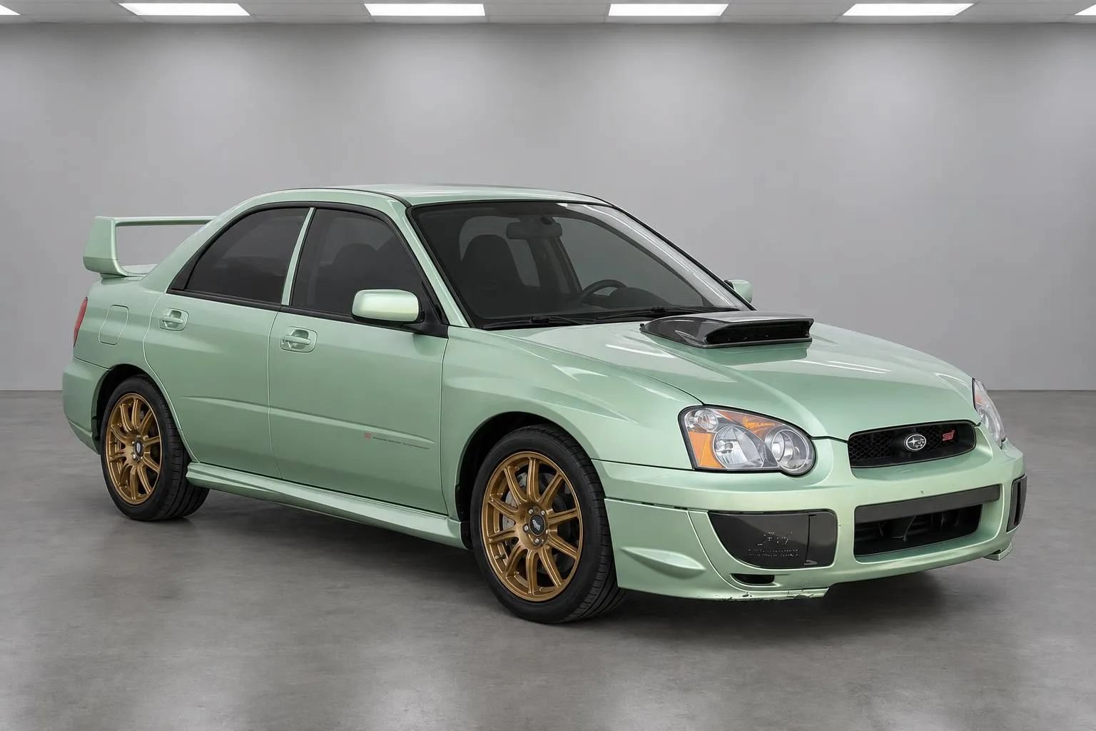 Used 2004 Subaru Impreza WRX STI AWD/4WD image 2