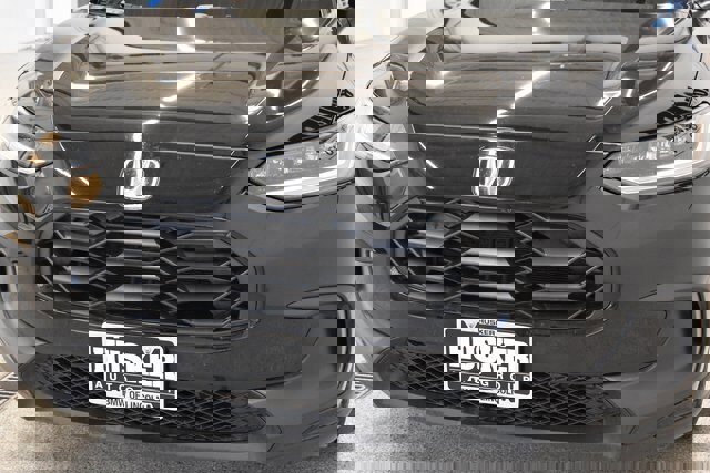 Used 2025 Honda HR-V Sport image 16