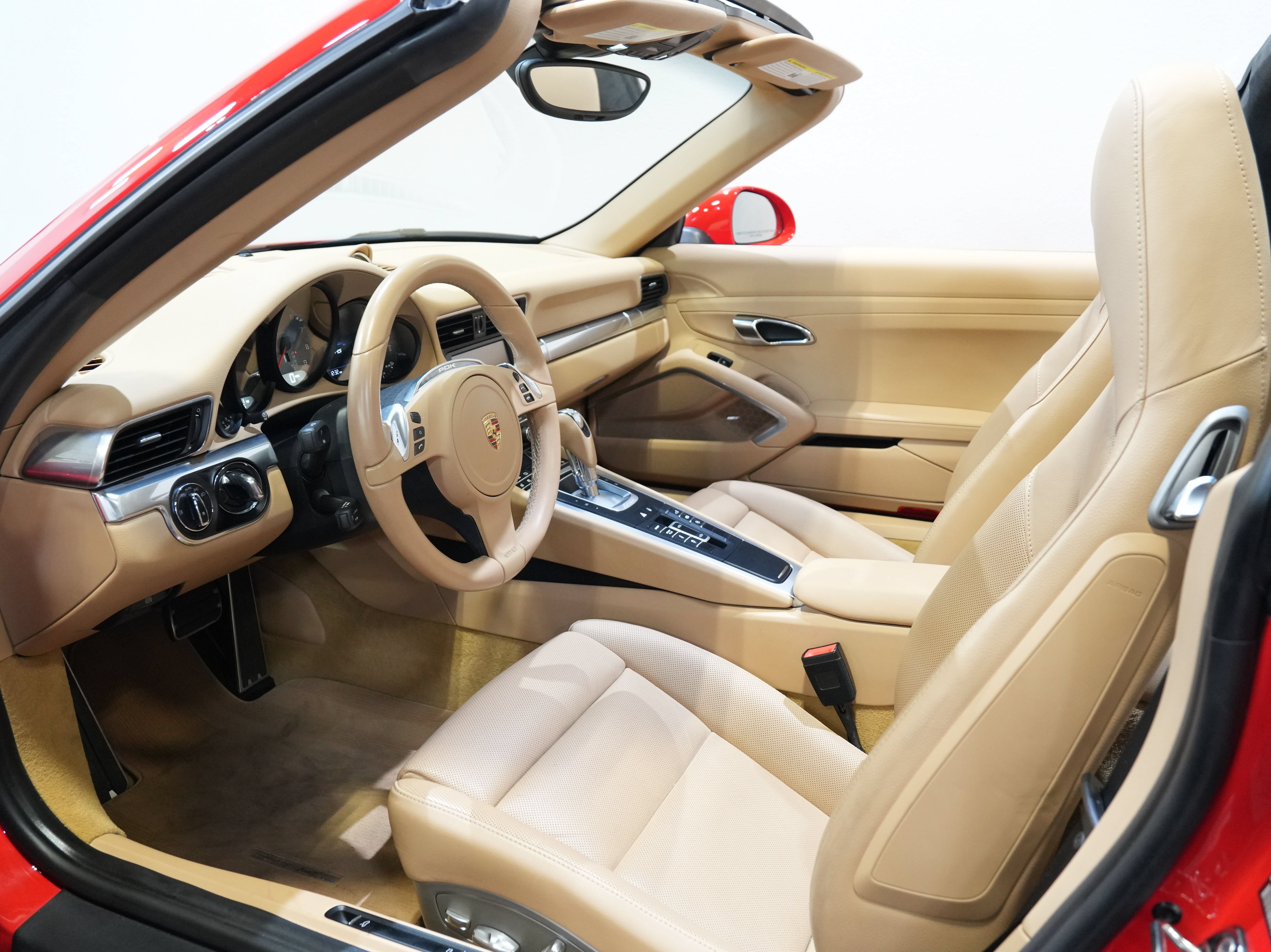 Used 2014 Porsche 911 Targa 4S AWD/4WD image 28