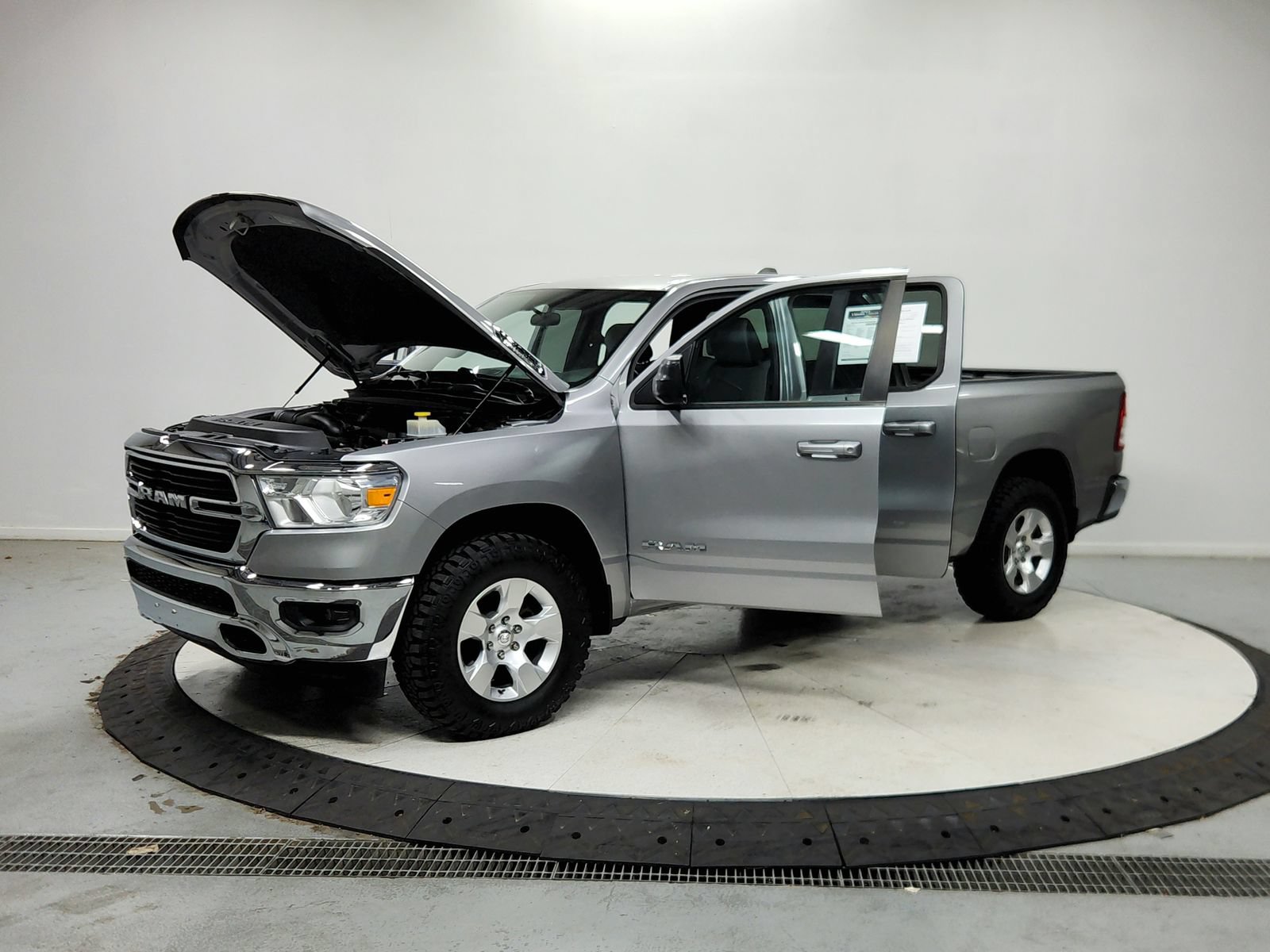 Used 2021 RAM 1500 Big Horn AWD/4WD image 12