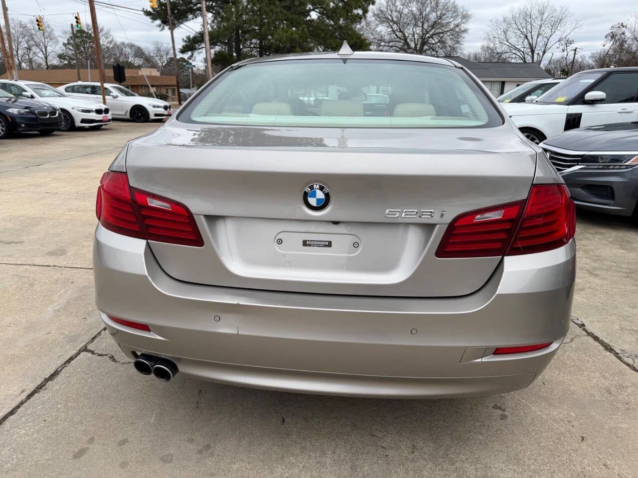 Used 2014 BMW 528i Sedan image 6
