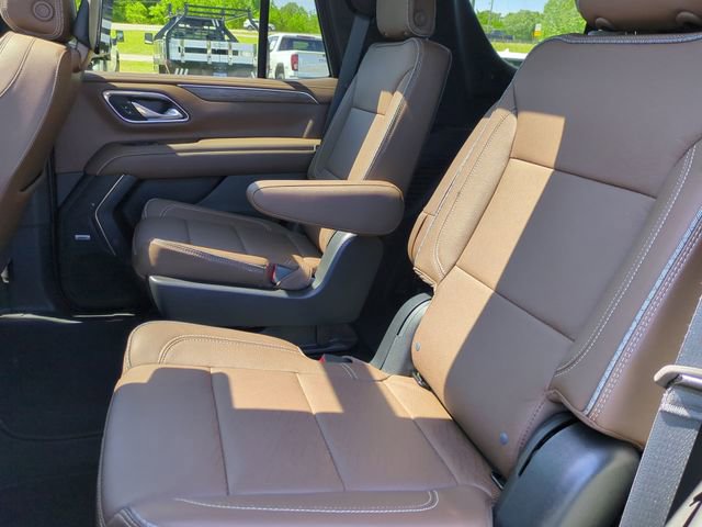Used 2023 Chevrolet Tahoe High Country w/ LPO, Illumination Package AWD/4WD image 23