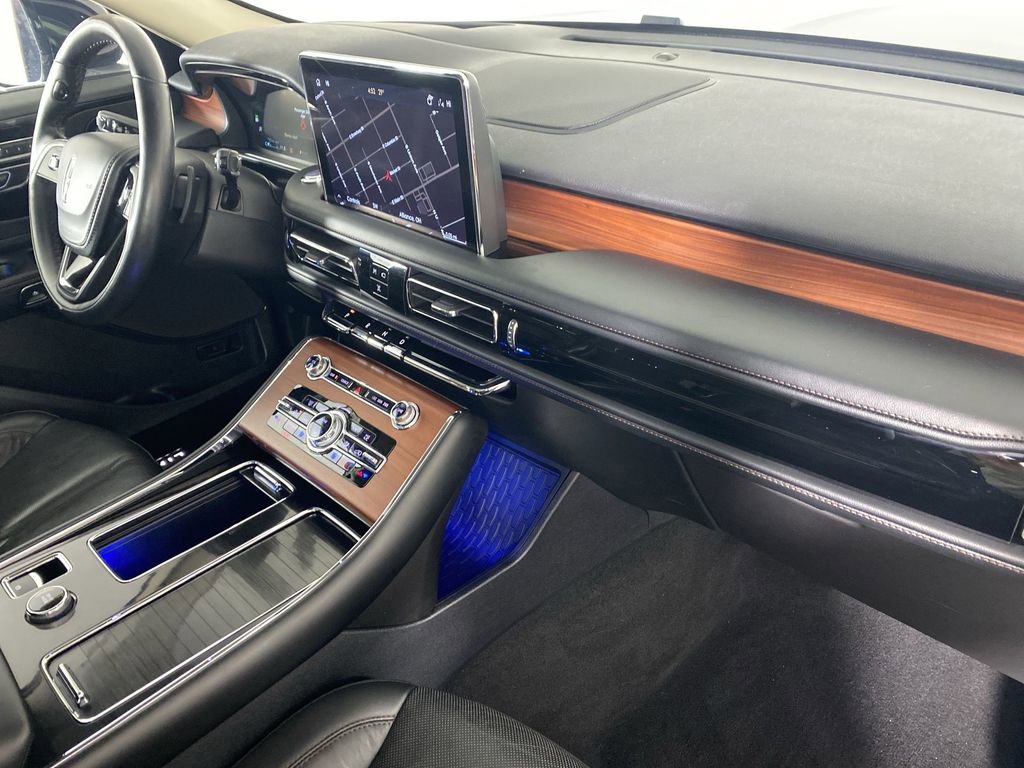 Used 2023 Lincoln Aviator Reserve w/ Equipment Group 201A image 31