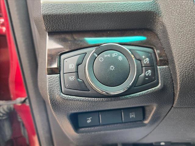 Used 2015 Ford Explorer Limited w/ Equipment Group 302A FWD image 11