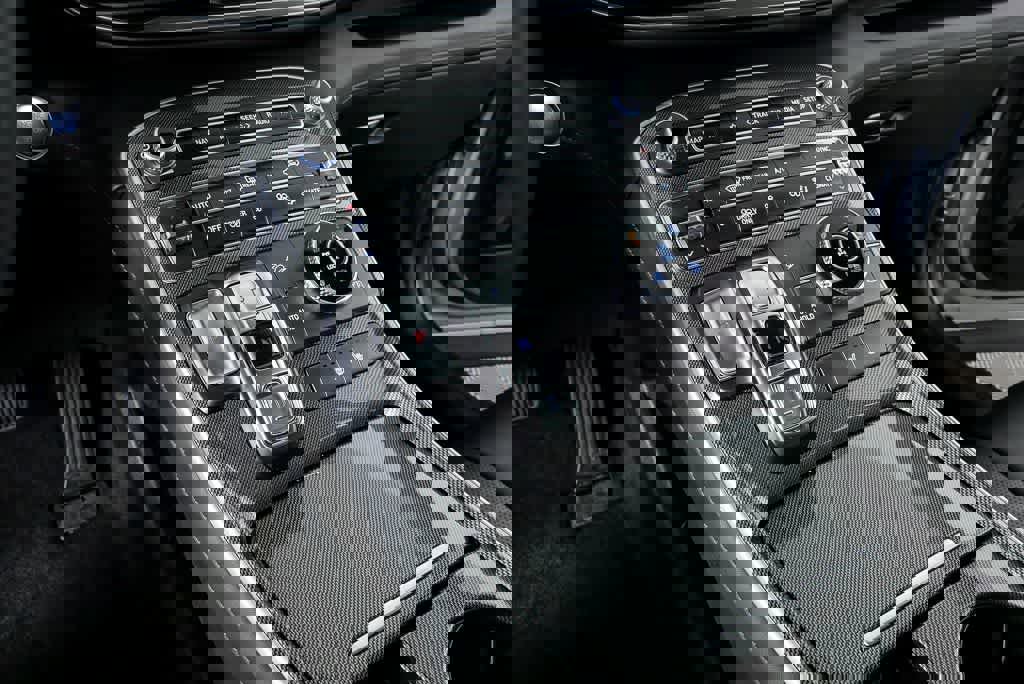 Certified 2023 Hyundai Santa Fe SEL Premium image 18