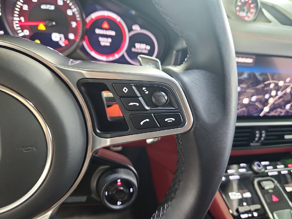 Certified 2023 Porsche Cayenne GTS AWD/4WD image 22