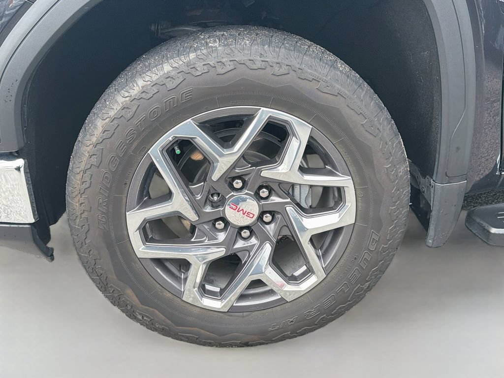 Used 2025 GMC Sierra 1500 SLT w/ SLT Premium Plus Package AWD/4WD image 33