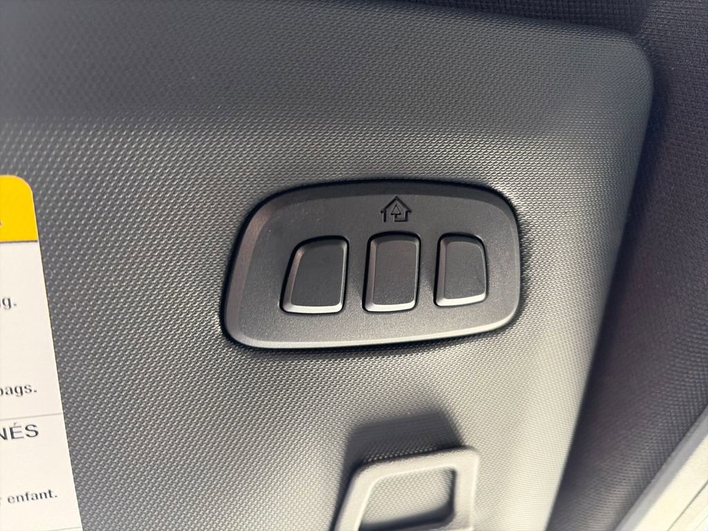 Used 2025 Ford Mustang Mach-E GT image 29