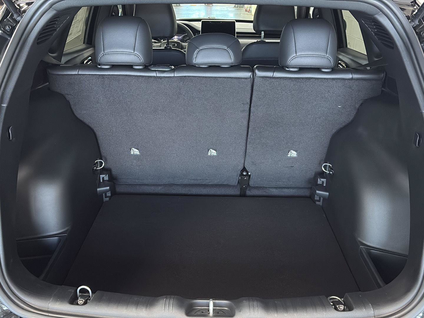 New 2026 Jeep Compass Latitude AWD/4WD image 32