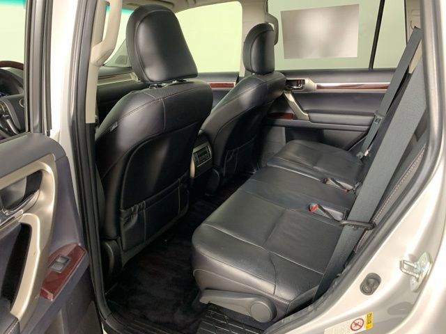 Used 2014 Lexus GX 460 w/ Premium Package AWD/4WD image 34