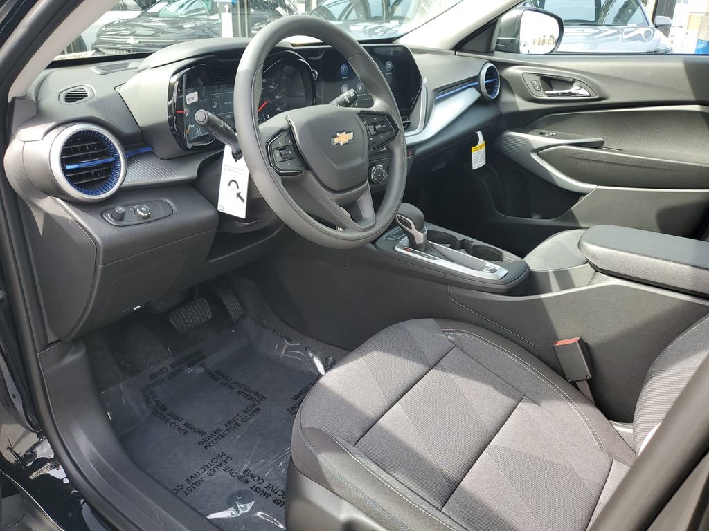 New 2026 Chevrolet Trax LS image 16