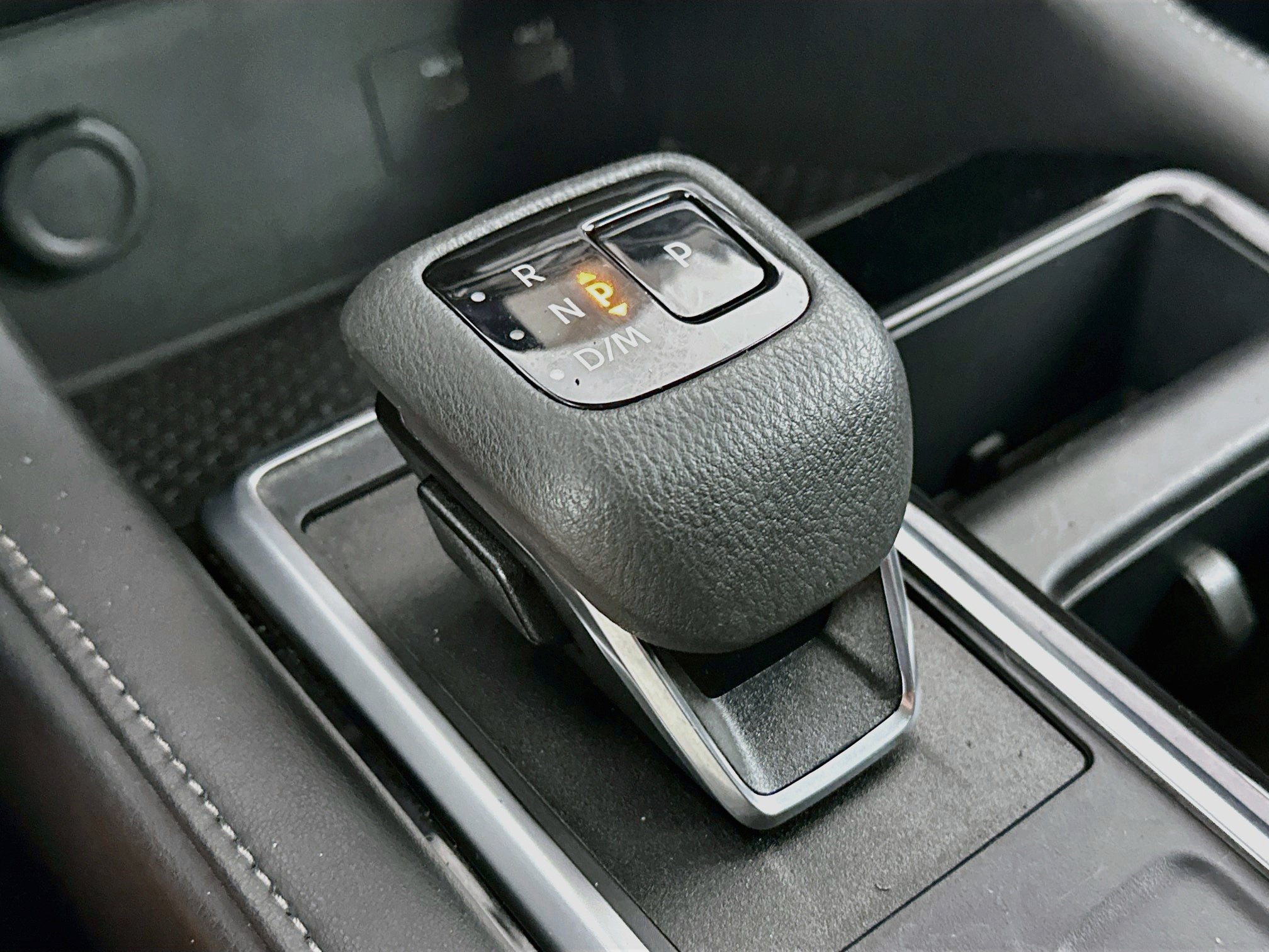 Used 2025 Nissan Pathfinder SV AWD/4WD image 24