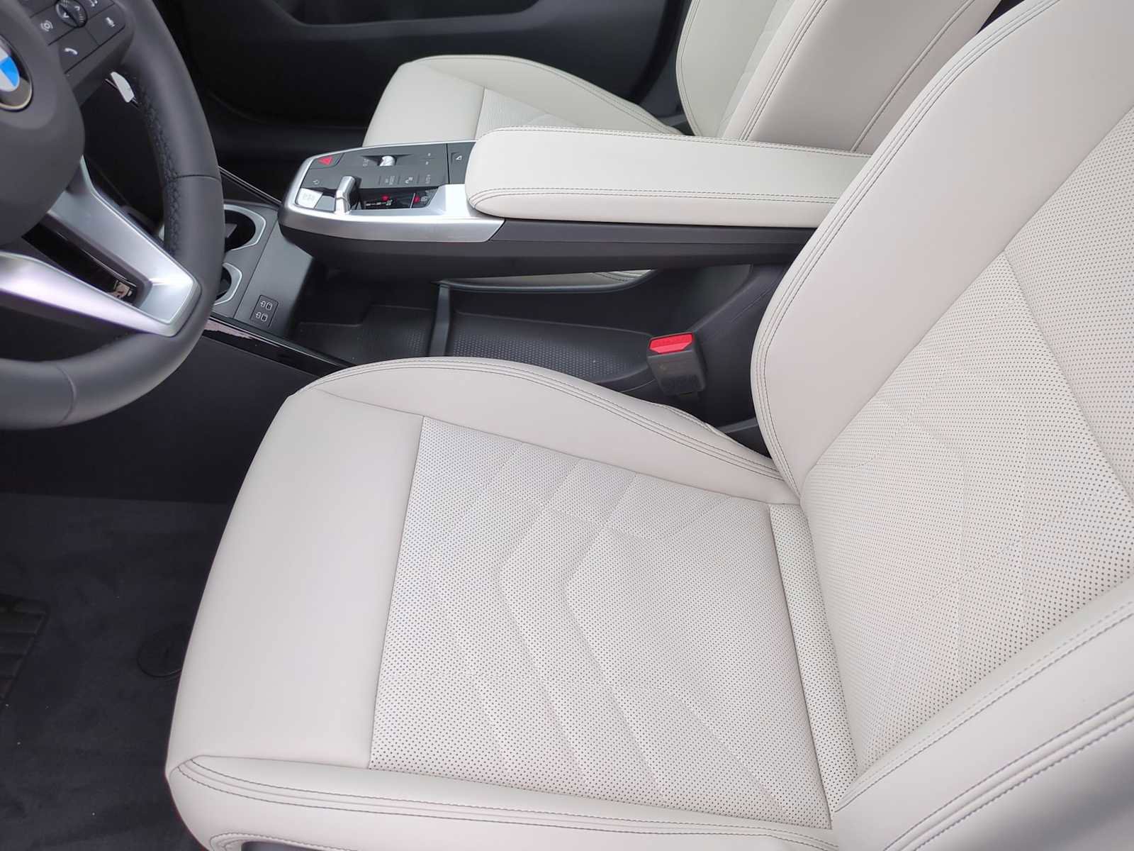 New 2026 BMW X1 xDrive28i w/ Technology Package image 23